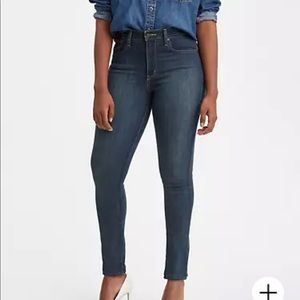 LEVIS 721 HIGH RISE SKINNY JEANS |24|
